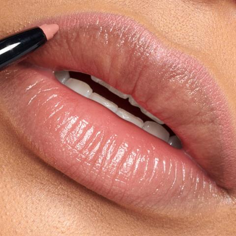 Texture Crayon à lèvres MOODSTRUCK PRECISION