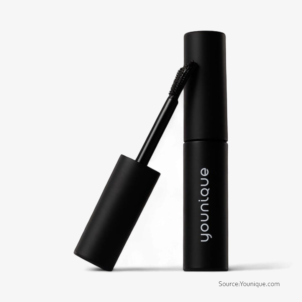 Gèle teinté pour sourcils qui façonne, colore et fixe d’un seul geste